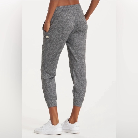 Vuori Performance Jogger Pant Athleisure Activewear Lounge Sporty Casual Gray XL - Picture 2 of 12